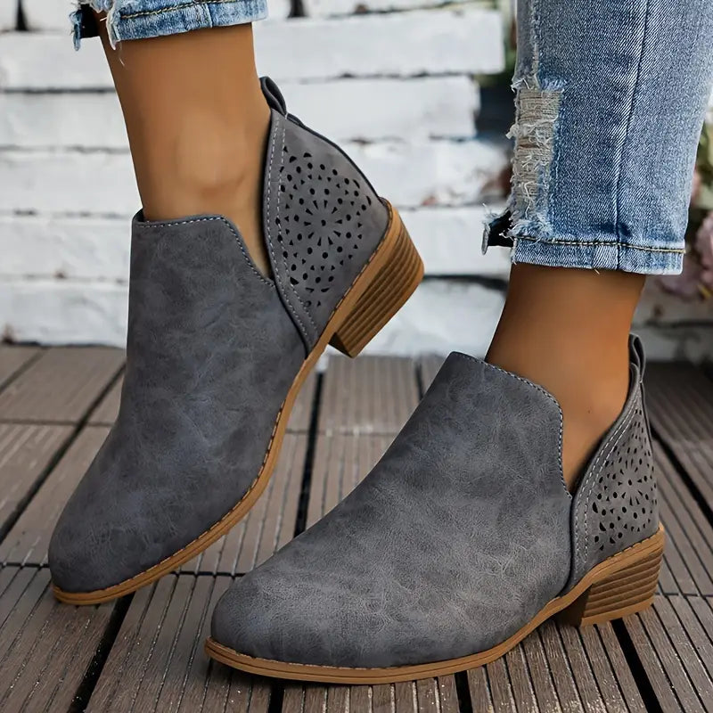 WOMEN'S CHUNKY RETRO LOW HEELS BOOTS 2024