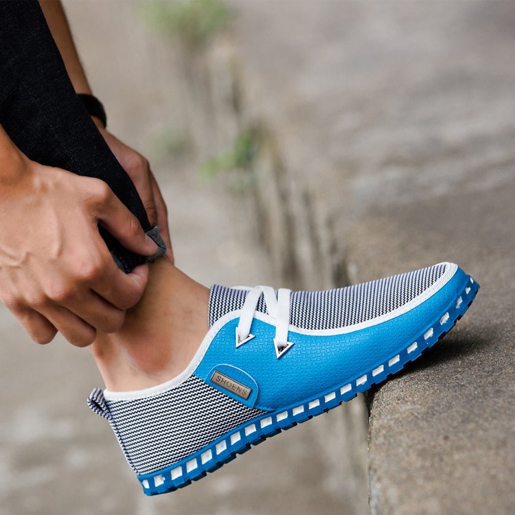 COMFORTABLE CASUAL SHOES FOR MEN