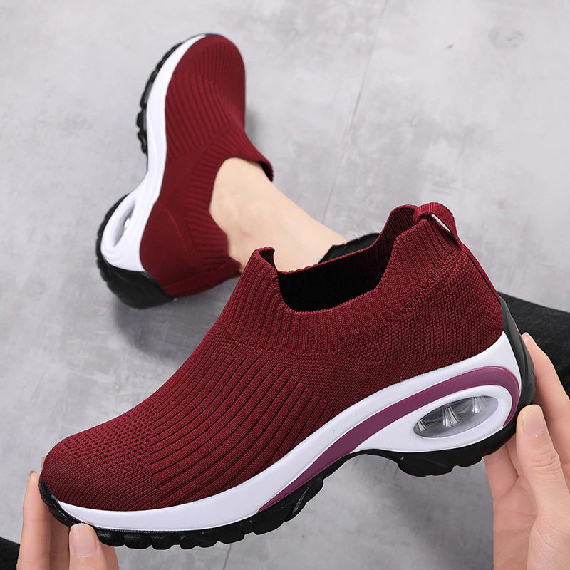 COMFORTABLE SNEAKERS FOR WOMEN AND MEN