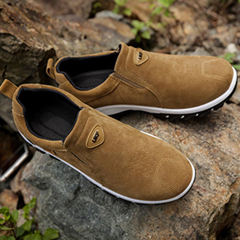 COMFORTABLE AND BREATHABLE ORTHOPEDIC SHOES